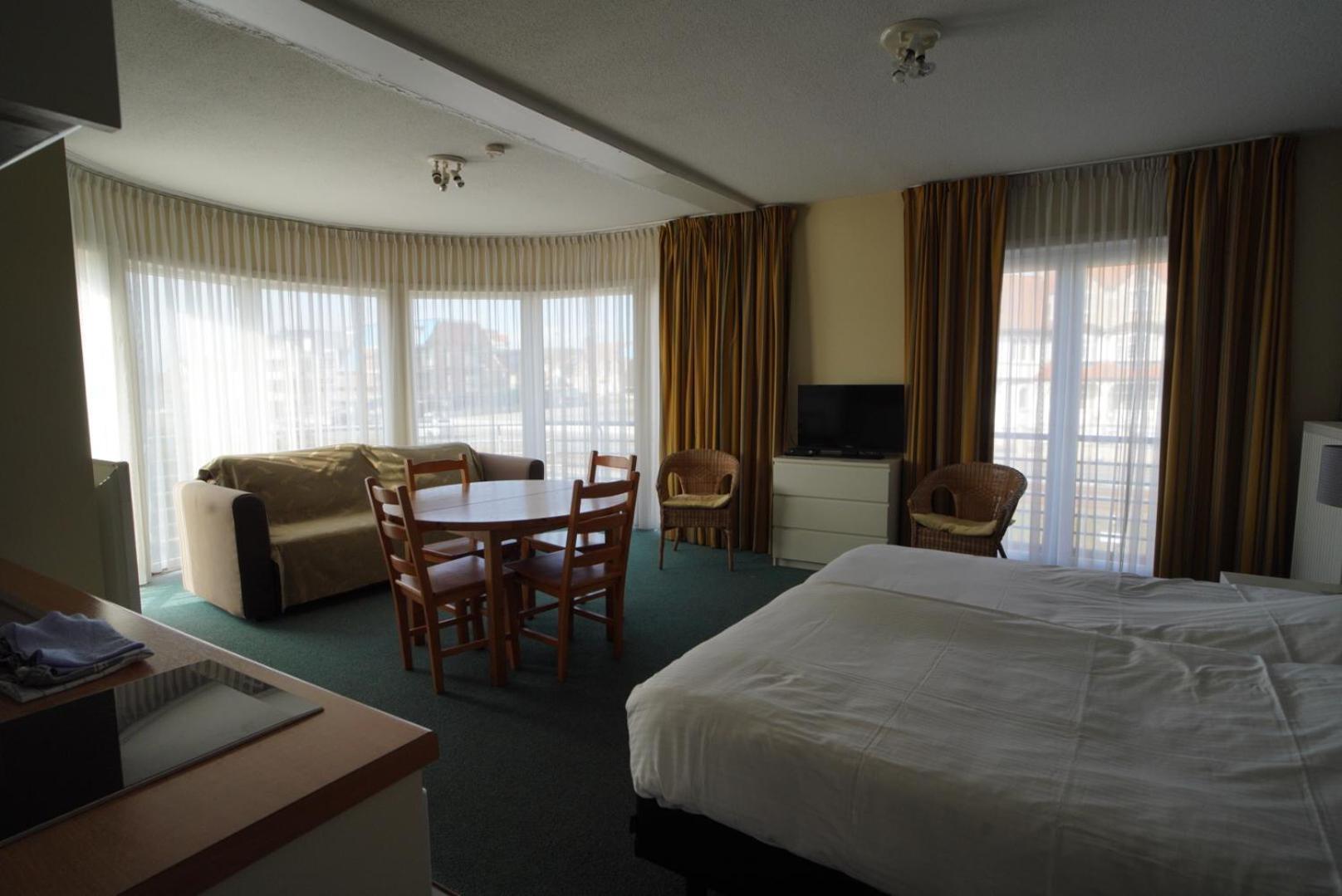 Apparthotel De Wielingen Middelkerke Esterno foto
